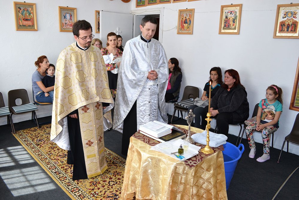 Bucurie duhovnicească la Complexul „Sfântul Vasile cel Mare“ din Caransebeş 79089