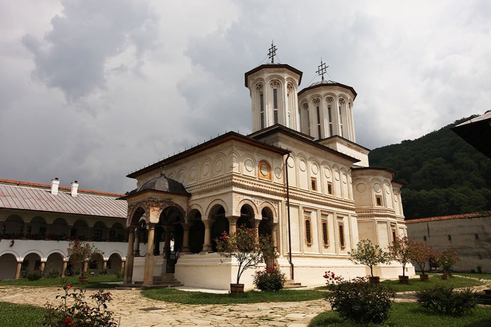 Sfinţii Împăraţi, cinstiţi în lăcaşurile de prăznuire 79043