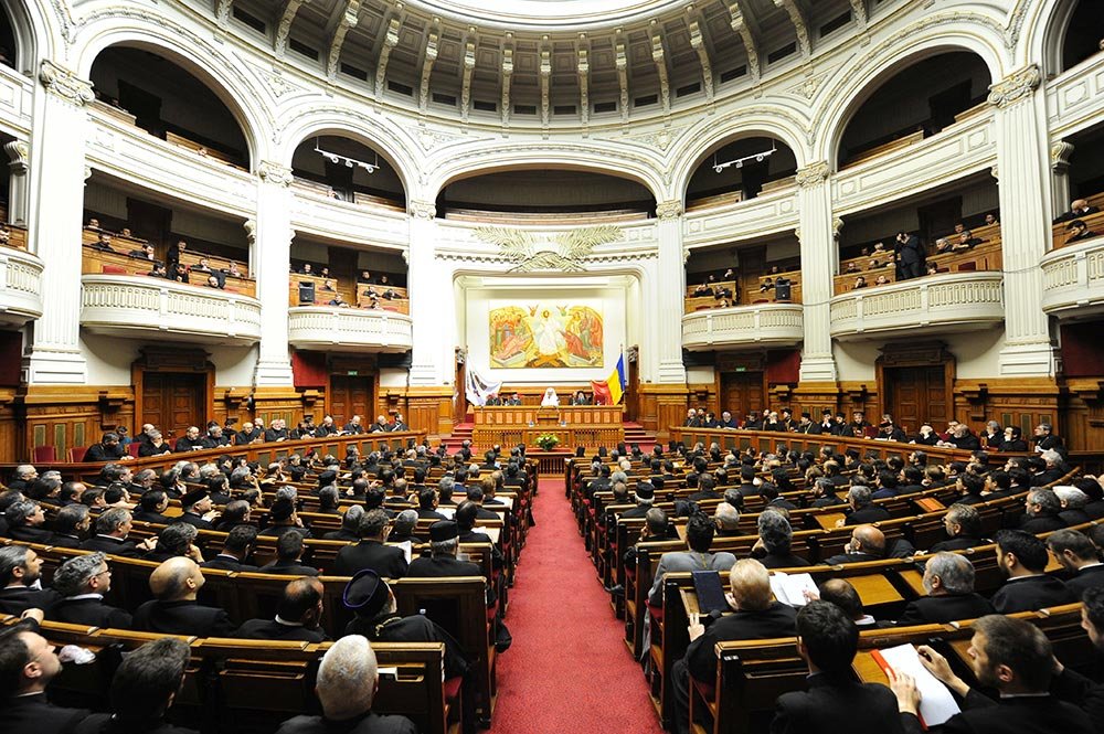 Conferinţe de primăvară la Bucureşti şi Ploieşti 79030