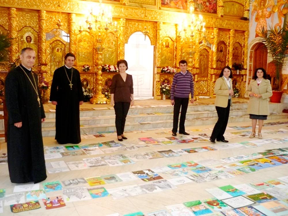 1604 lucrări la Concursul naţional „Biserica, locaş de închinare“ 78998