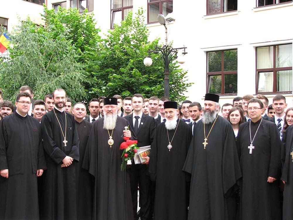 Festivitate de absolvire la Seminarul din Cluj-Napoca 78919