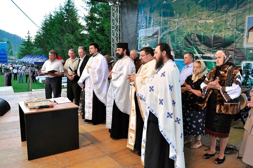 Slujbă de mulţumire în cadrul Festivalului „Comori de suflet românesc“ 78888