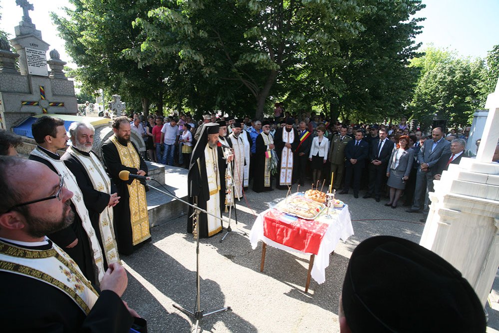 Praznicul Înălţării Domnului şi Ziua Eroilor, sărbătorite la Galaţi 78874