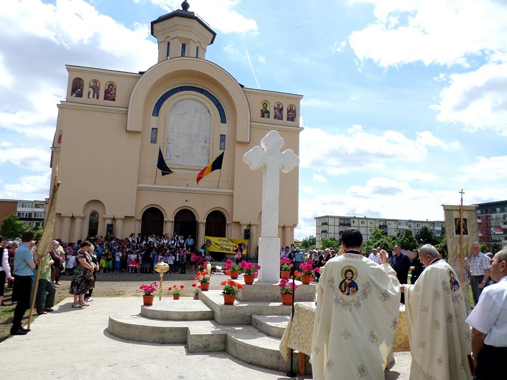 Sărbătoarea Înălţării Domnului în Parohia Micălaca Veche 78883