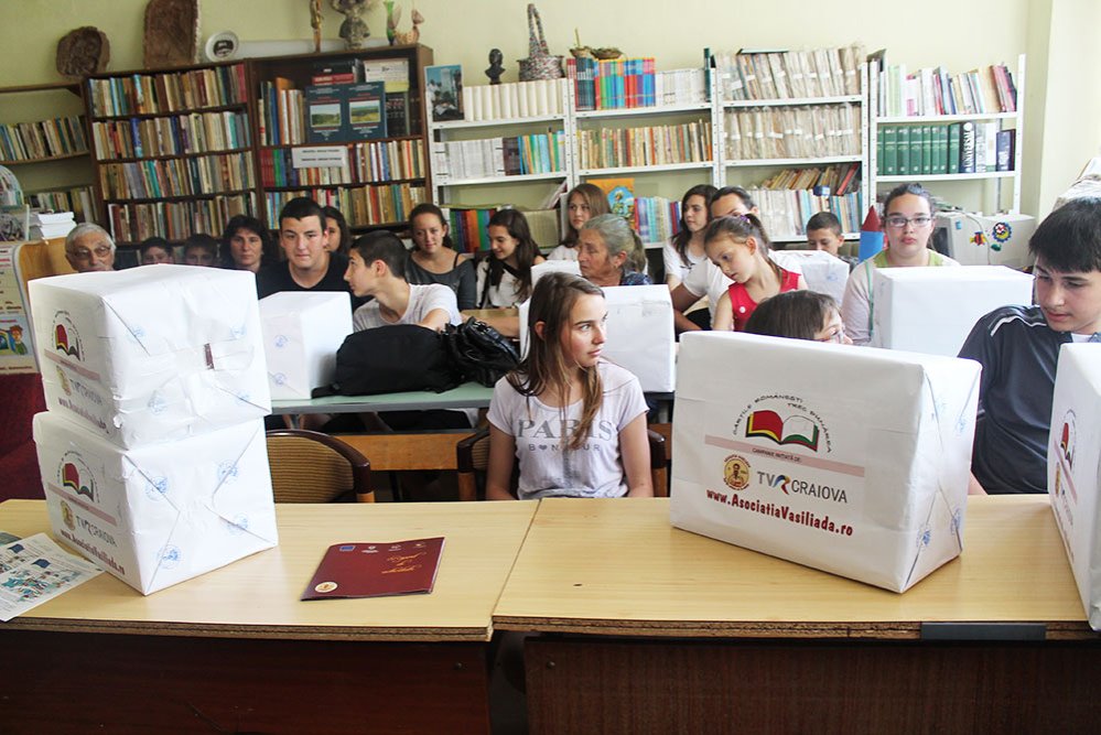 „Cărţile româneşti trec Dunărea“ 78849