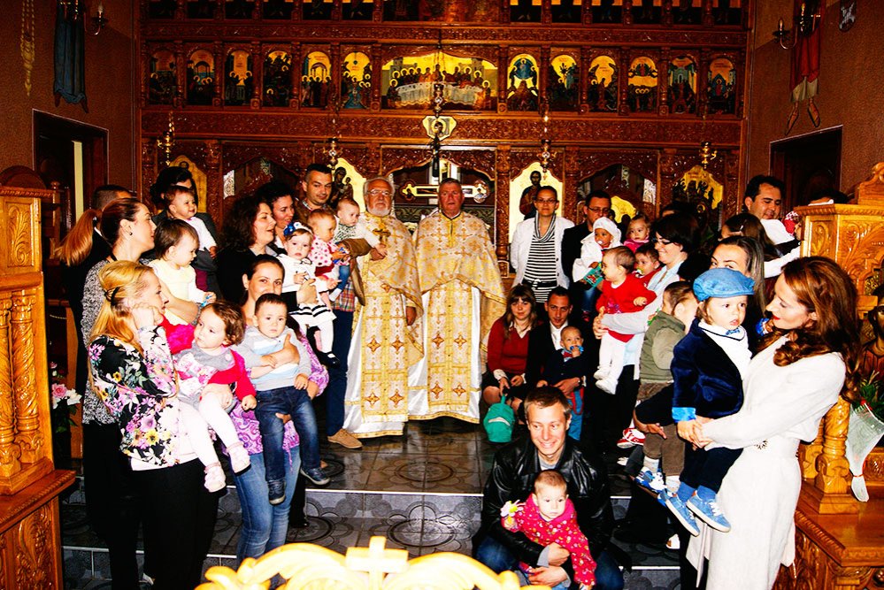 Întâlnire cu părinţii şi copiii, la parohia clujeană „Naşterea Domnului“ 78845