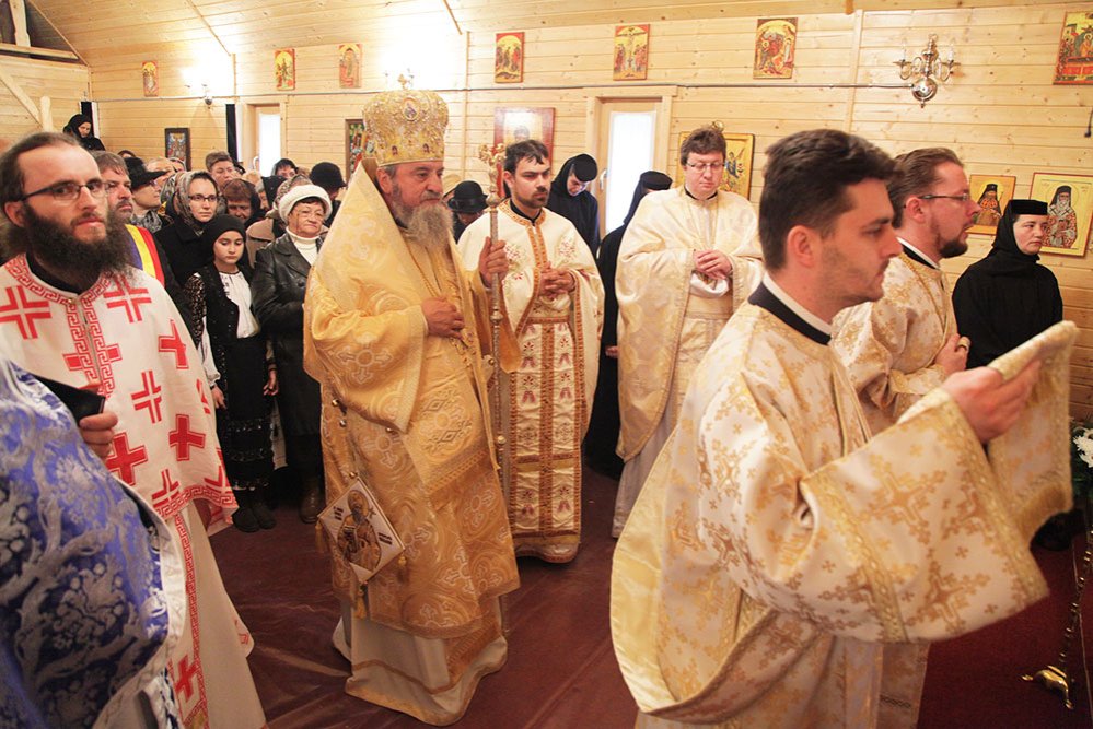 Slujiri arhiereşti în Transilvania 78818