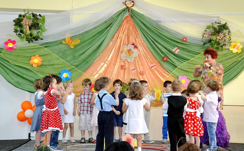 Final de an la Liceul Ortodox orădean 78671