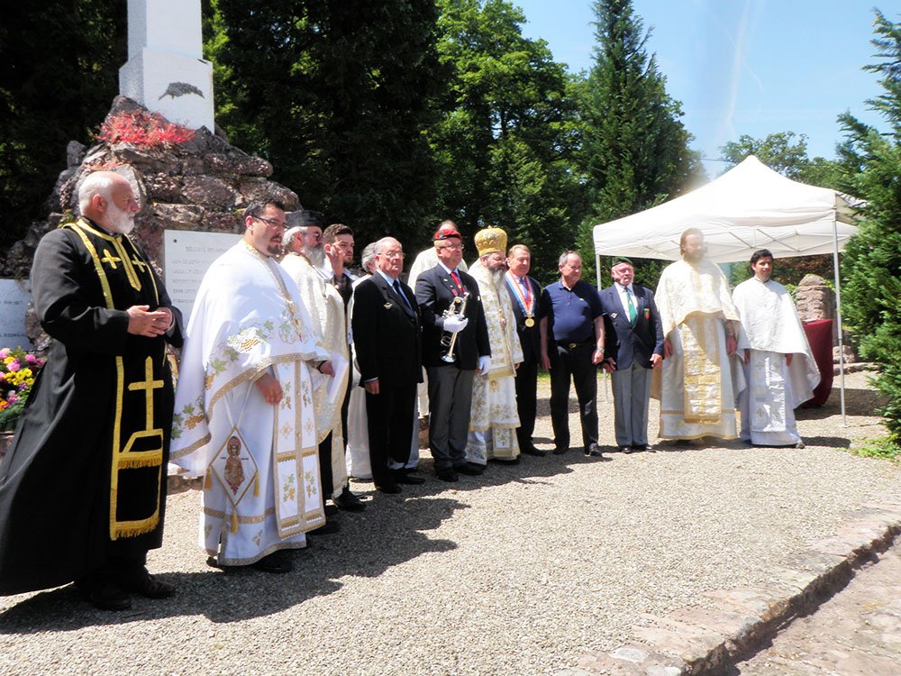 Omagiu adus soldaţilor români înmormântaţi în cimitirul de la Soultzmatt, Franţa 78667