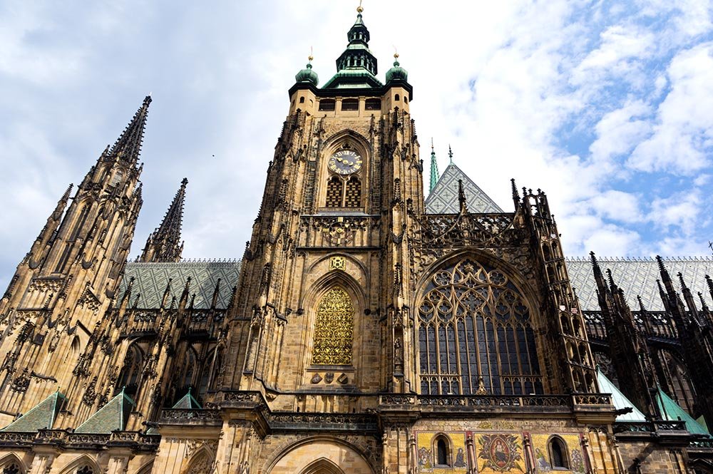 Sculptorii români, deschizători de drum în arta Evului Mediu european 78653