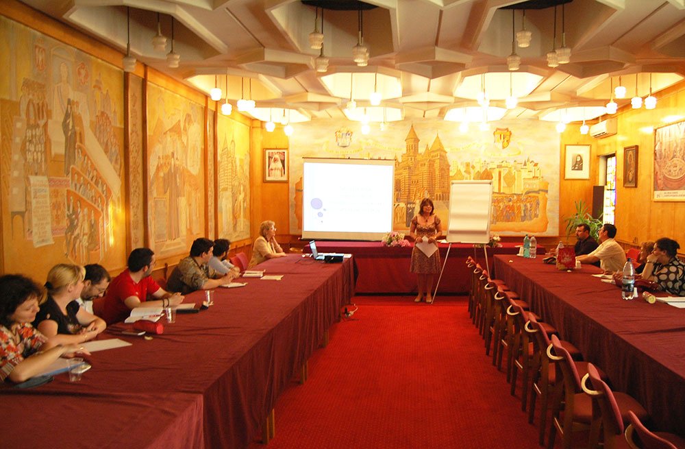 Formare continuă pentru profesorii de religie 78558