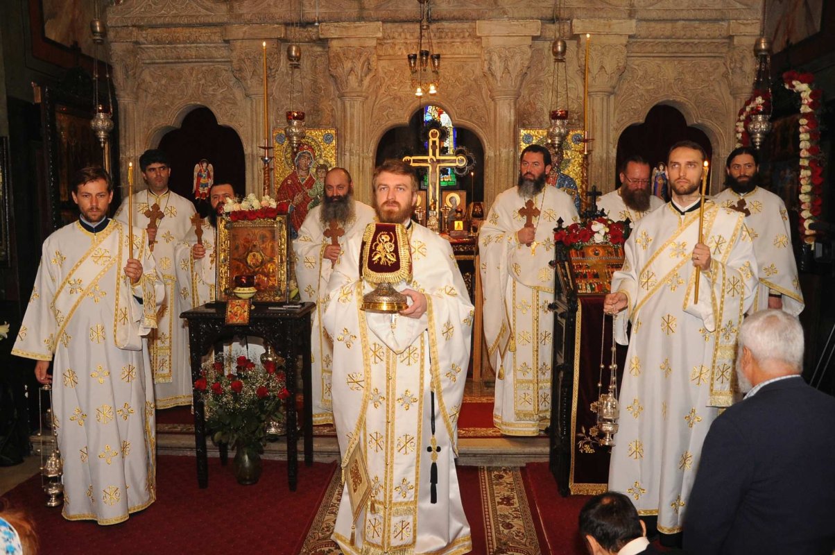 Hramul Mănăstirii Antim din Capitală 297215