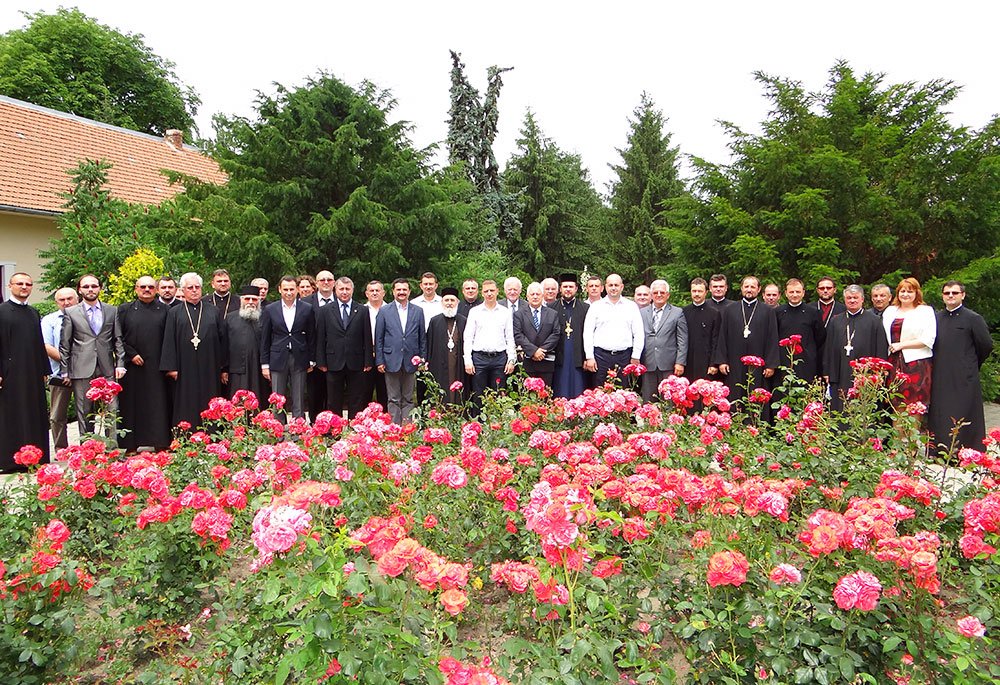 Noi Adunări eparhiale la Arad şi Caransebeş 78556