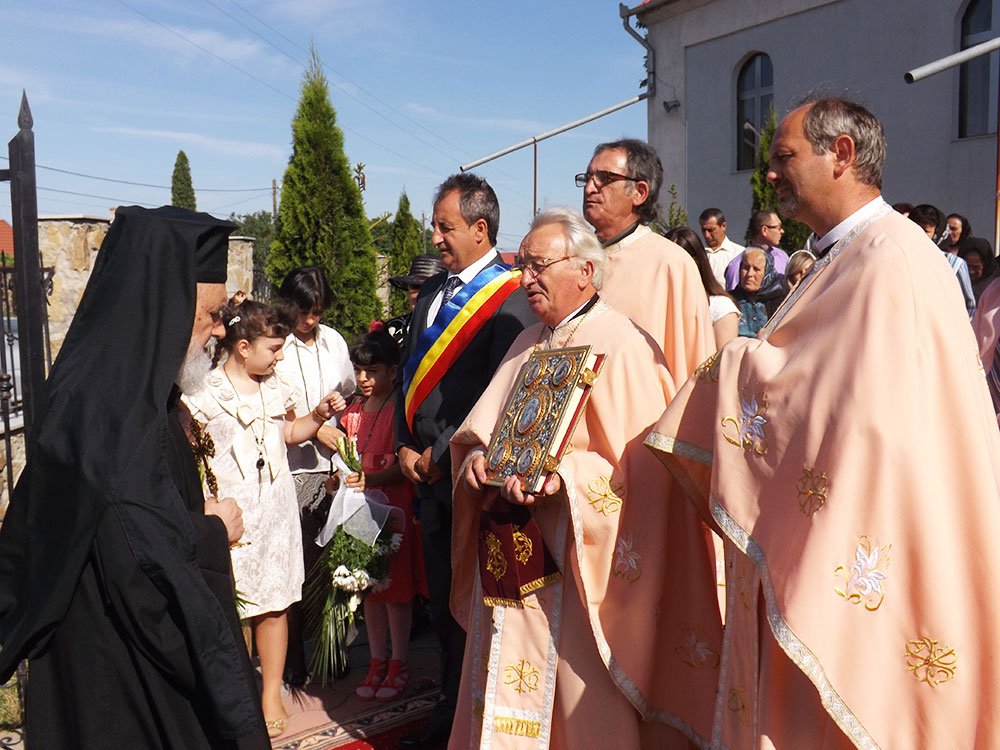 Slujiri arhiereşti în Duminica Tuturor Sfinţilor 78542