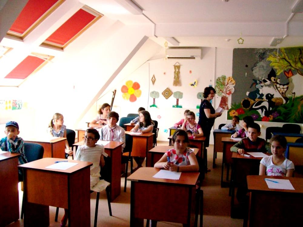 Premii pentru participanţii la olimpiada de creaţie literar-duhovnicească 78412