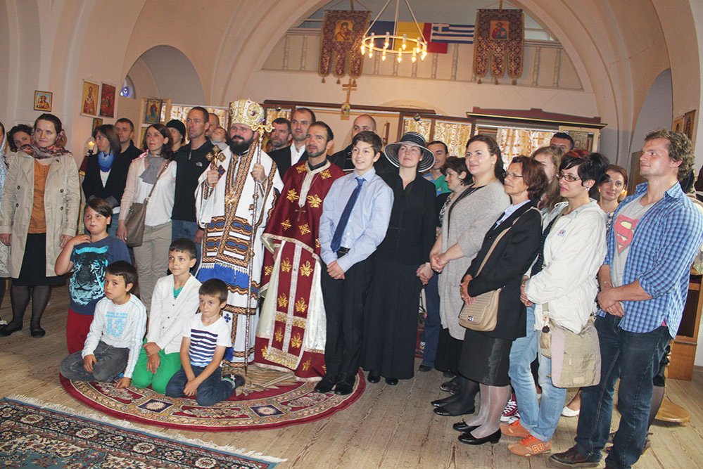 Liturghie arhierească în Duminica Sfinților Români la Roskilde, Danemarca 78400