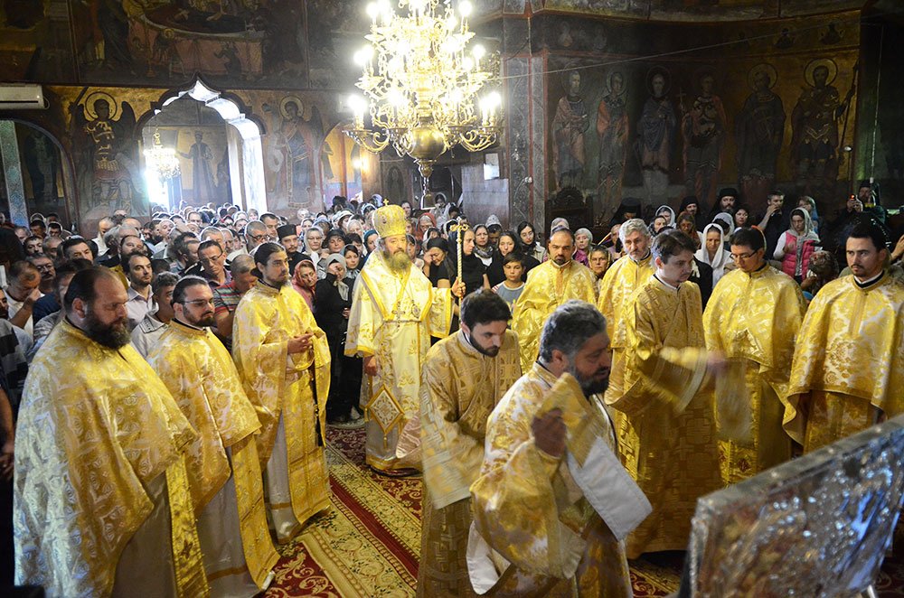 Pelerinaj la moaştele Sfântului Ierarh Grigorie Dascălul 78406