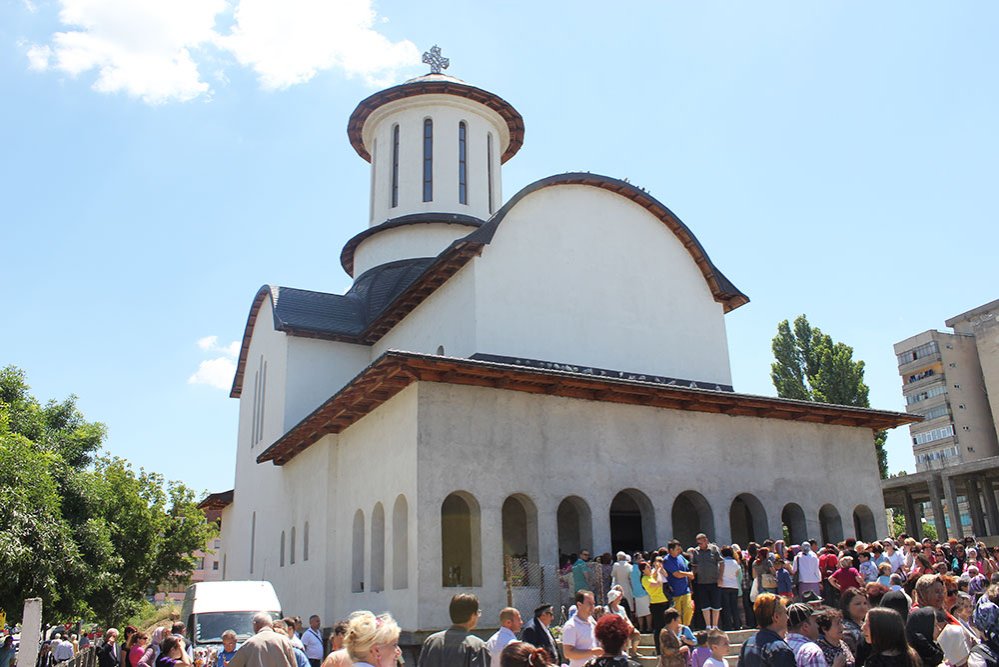 Duminica Sfinţilor Români în Cetatea Băniei 78371