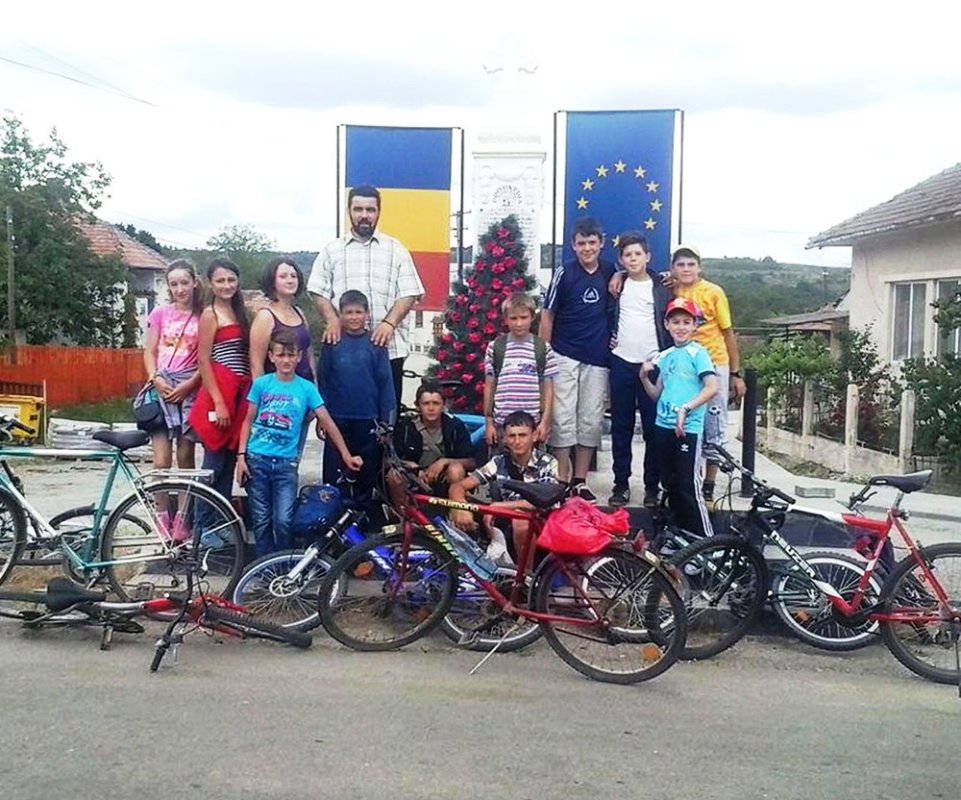 Excursie la Mănăstirea Bic, pentru copiii din grupa de cateheză din Bănişor 78343