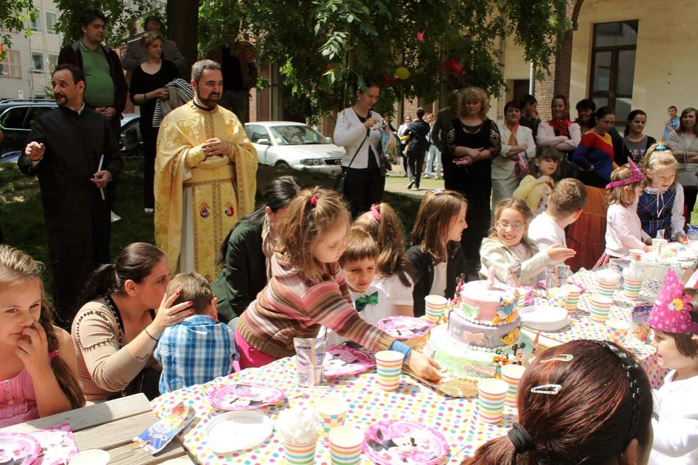Pod spiritual şi cultural cu rădăcini ortodoxe româneşti 78334