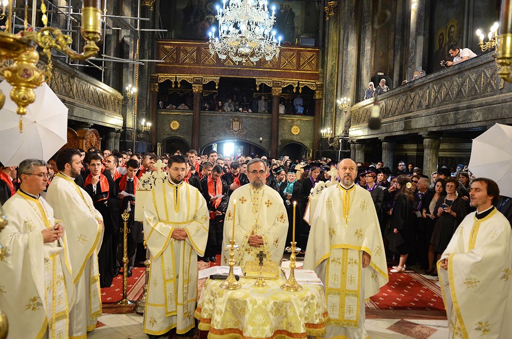 210 absolvenţi au depus jurământul de credinţă 78303