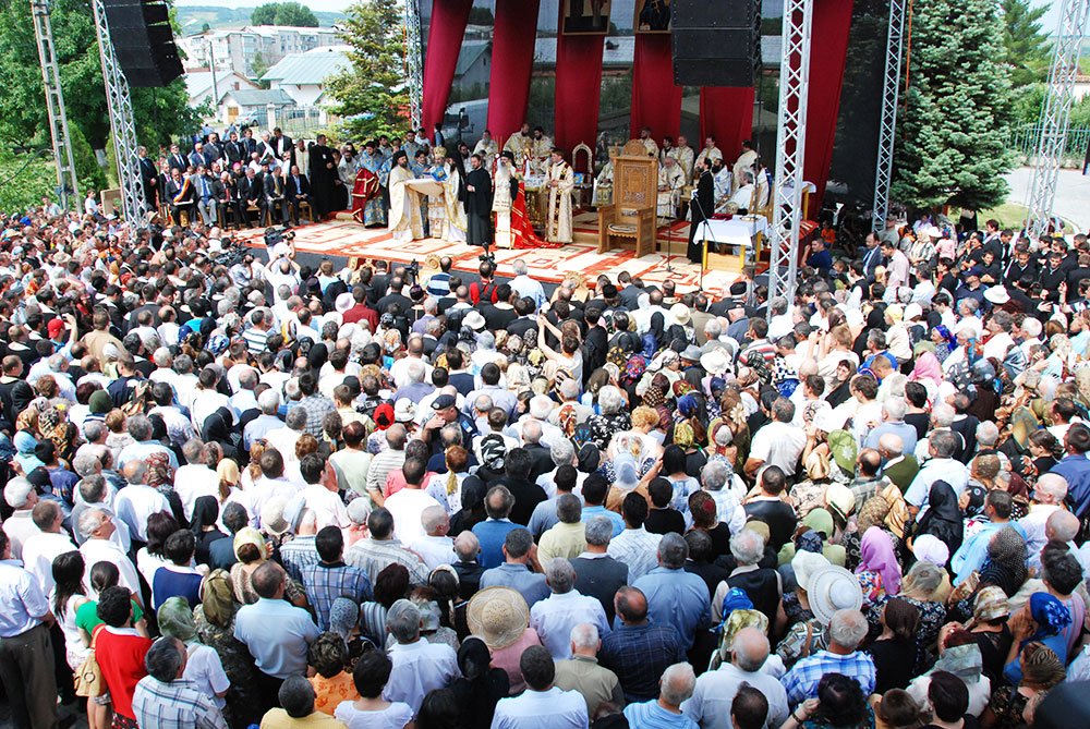 Cinci ani de la întronizarea Preasfinţitului Corneliu 78272