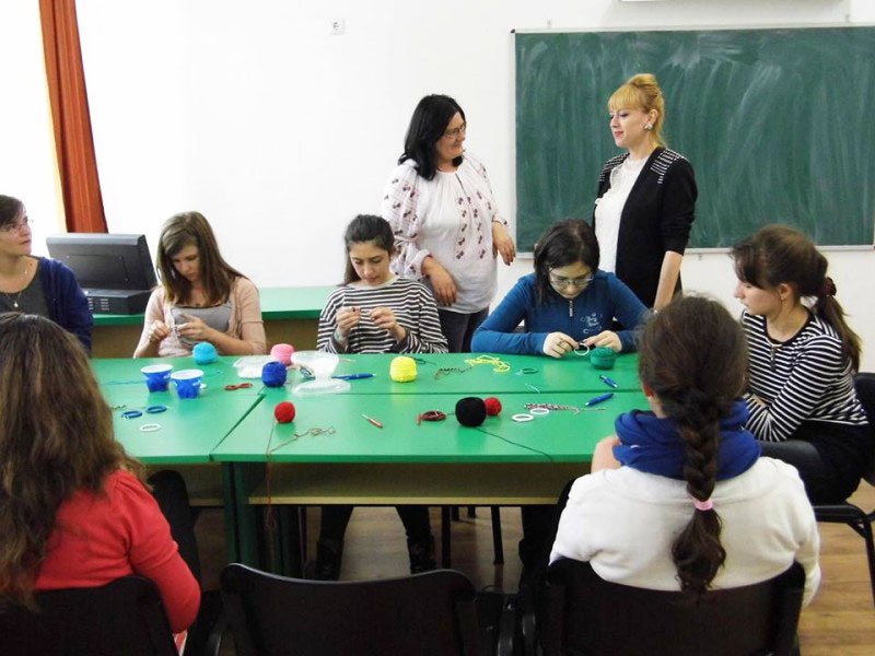 Micii meşteşugari de la Colegiul Naţional 78274