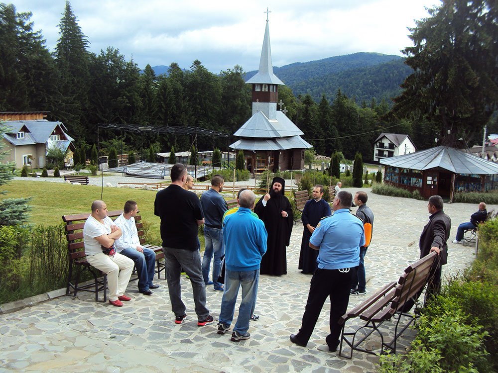 Pelerinaj pentru persoanele private de libertate 78287