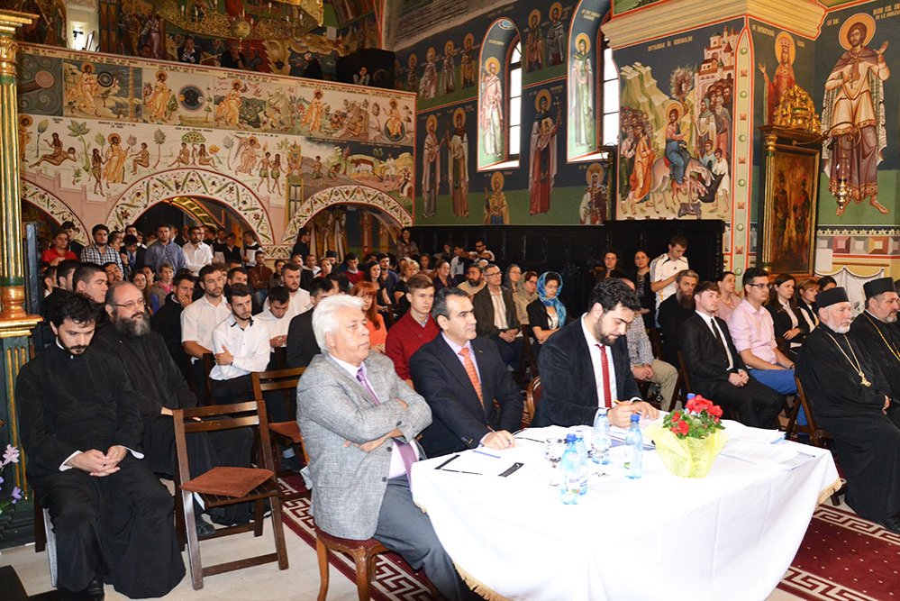 Concurs pe patru secţiuni, în cadrul Festivalului Coral Internaţional pentru Tineret „Gavriil Musicescu“ 78127