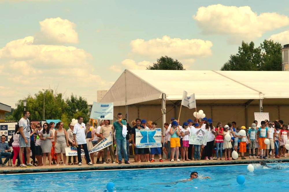 Şcoala „Varlaam Mitropolitul“ a făcut valuri la „Swimathon“ 78052
