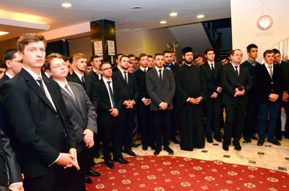 Au început înscrierile la Colegiul „Sfântul Nicolae“ 78024