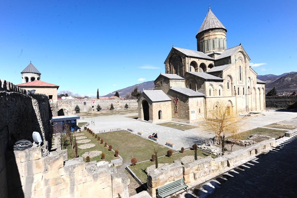 Istoria dăltuită în piatră a Iviriei ortodoxe 78048