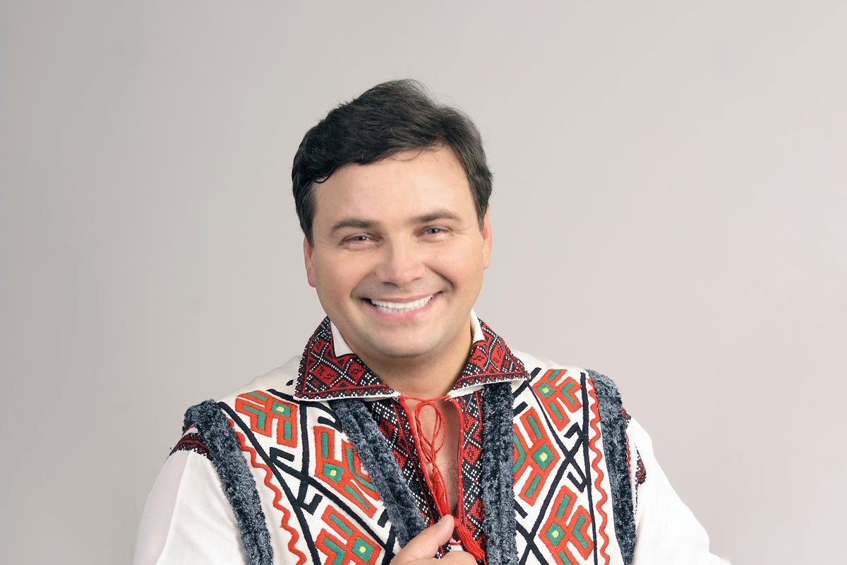 „Prin cântul meu îmi doresc să educ oamenii” 306271