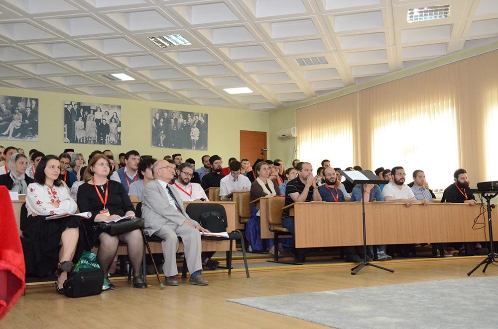 Invitat special sosit din Atena la cursurile de cânt bizantin de la Iaşi 78000