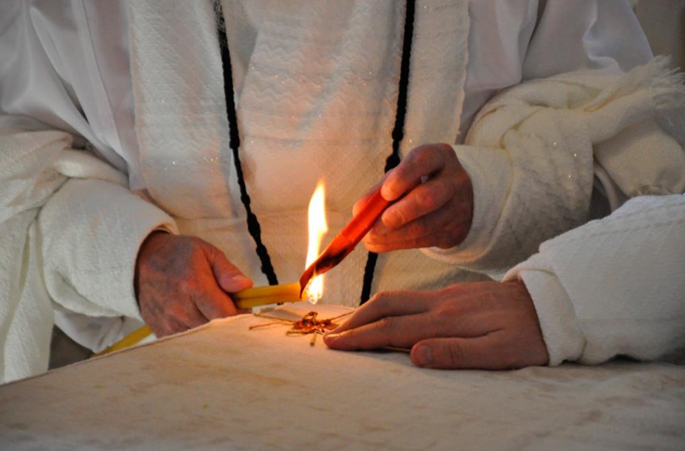 Binecuvântare arhierească la Bălţăteşti 77983