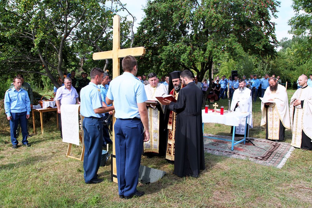 Piatră de temelie pentru biserica Bazei Aeriene Boboc, Buzău 77985