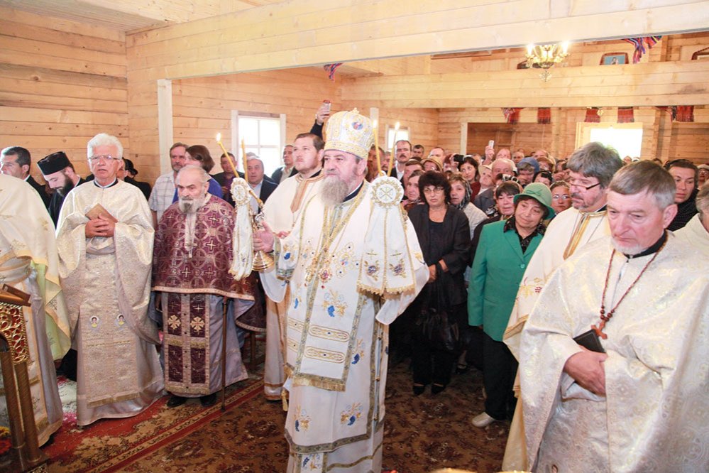 Locaş nou de rugăciune pe Valea Avrigului 77956