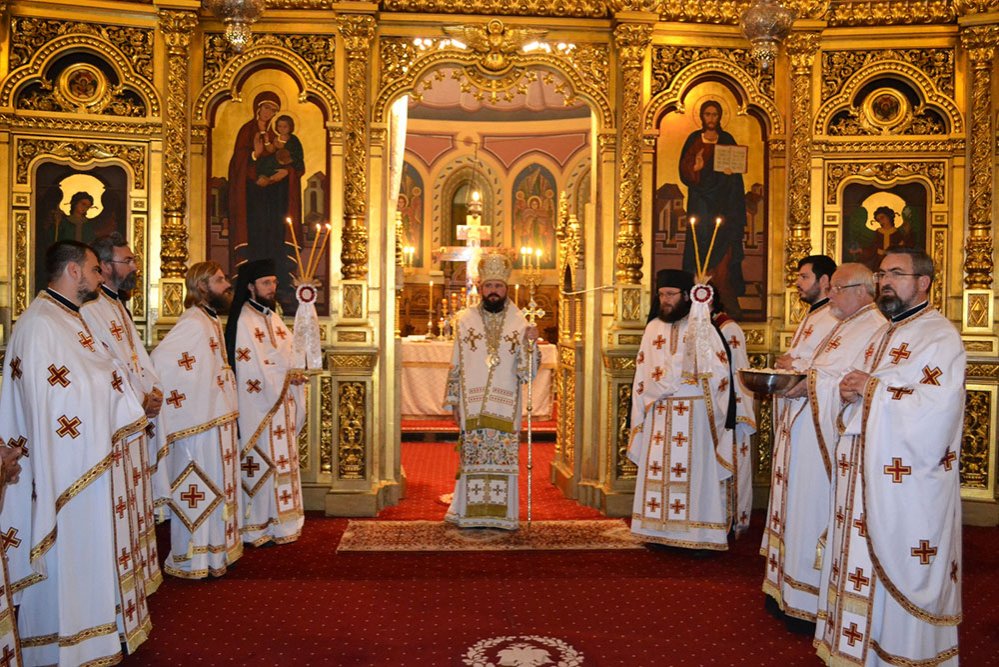 Întâlnire pe ţară a Asociaţiei „Oastea Domnului“ 77939