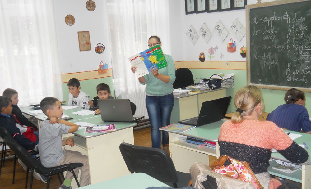 Cursuri de limba engleză la Parohia Doclin 77918