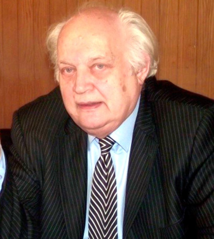 Promotor al comuniunii românilor de pretutindeni 77898