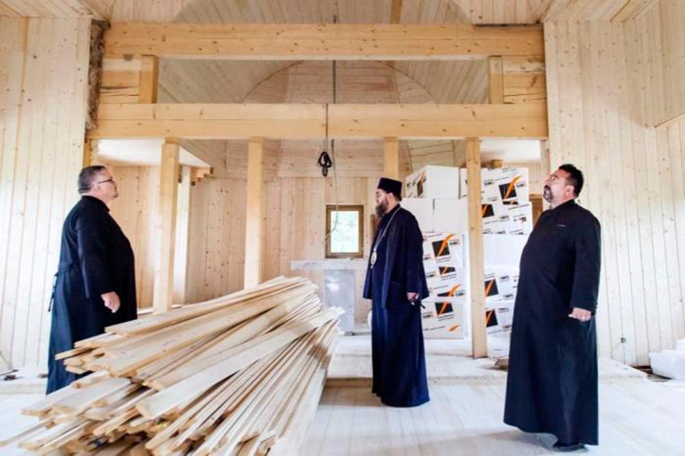 Vizite pastorale în Episcopia Giurgiului 77852