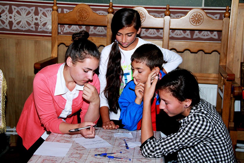 Cateheză despre Sfânta Liturghie la Parohia Broscăuţi III, Protopopiatul Dorohoi 77837