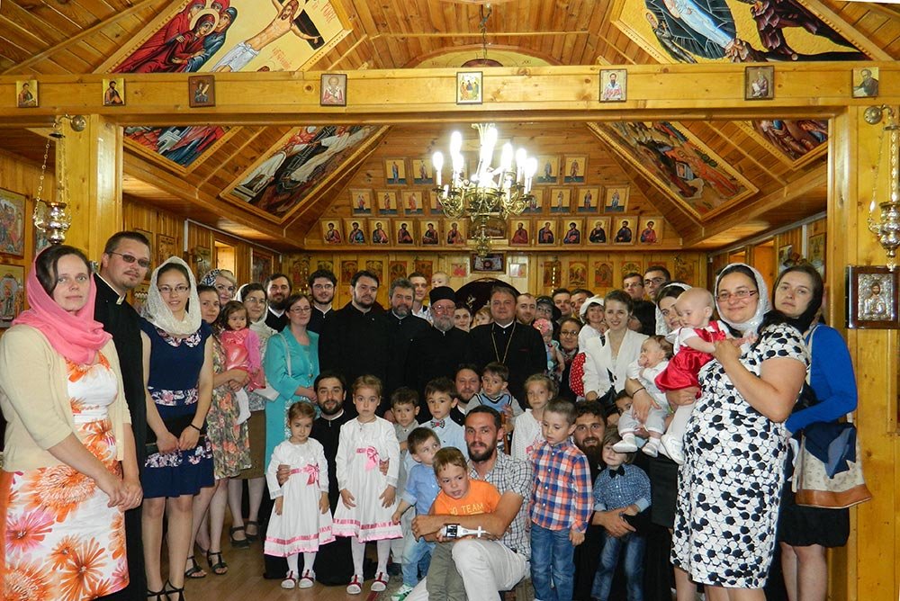 Revederea de 10 ani a promoţiei 1999-2004, la Seminarul Teologic din Suceava 77772