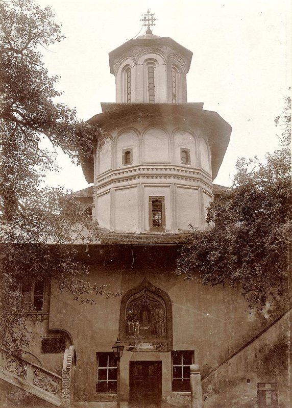 Ministrul Alexandru Drăghici şi monahismul românesc 77667