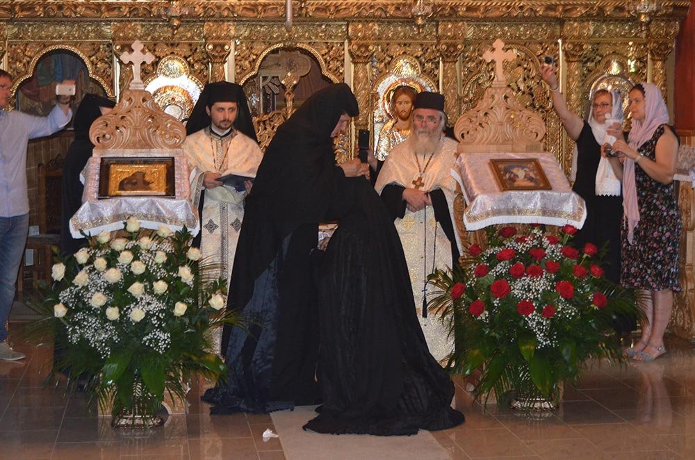 Tundere în monahism la Schitul Bodrogu-Vechi 77521