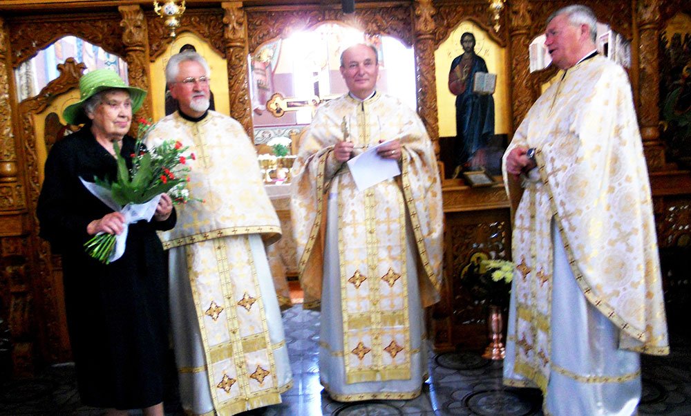 Vârstnicii peste 90 ani, sărbătoriţi în Parohia „Naşterea Domnului“ 77429