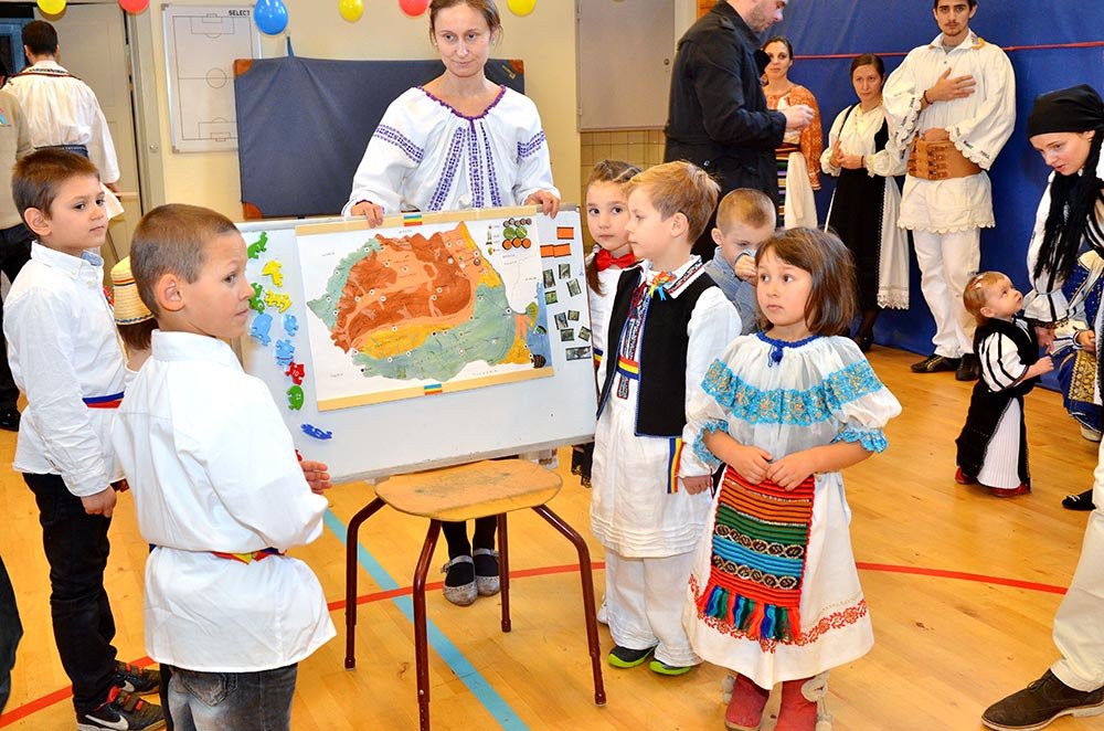 Bucuria trăirii în duhul comuniunii româneşti 77395