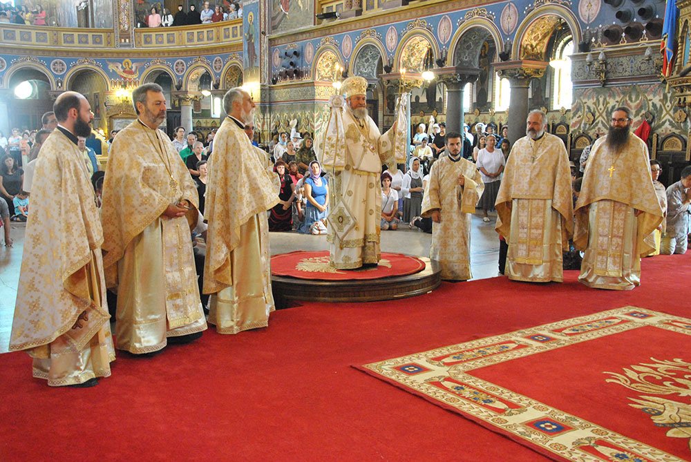 „Suntem ocrotiţi de Hristos în călătoria noastră“ 77404