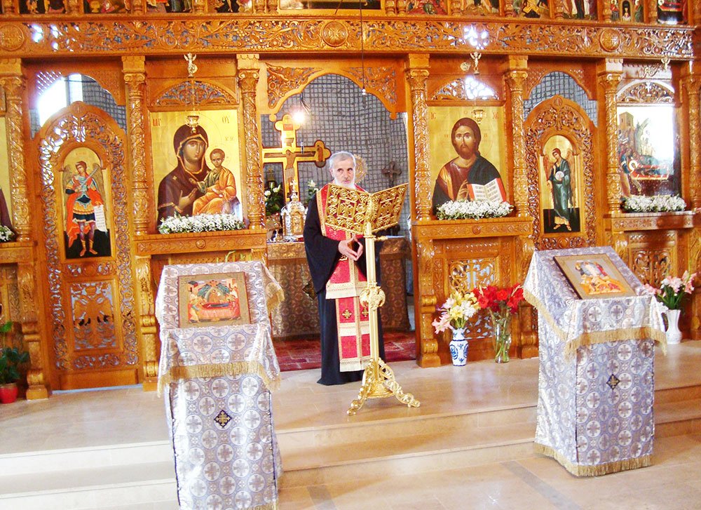 Hram în cartierul clujean Mănăştur 77325