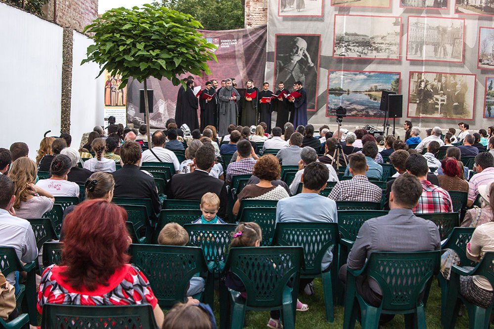 Sfinţii Martiri Brâncoveni au fost comemoraţi la Arad 77245